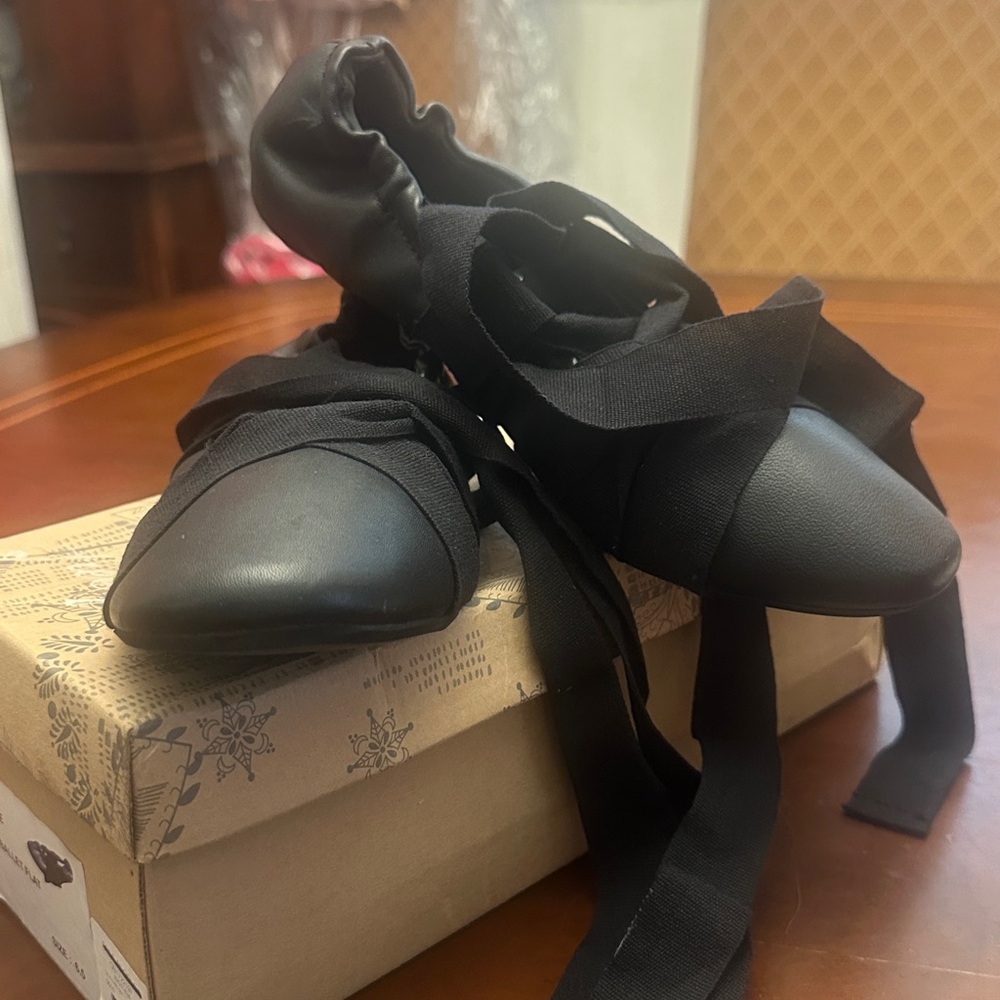 ❤️ BNIB FREE PEOPLE WOMENS CECE WRAP BALLET FLAT, BLACK 6.5 - Picture 8 of 11
